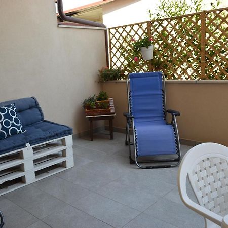 Casa Vacanze Lombardo Санта-Тереза-ди-Рива Экстерьер фото
