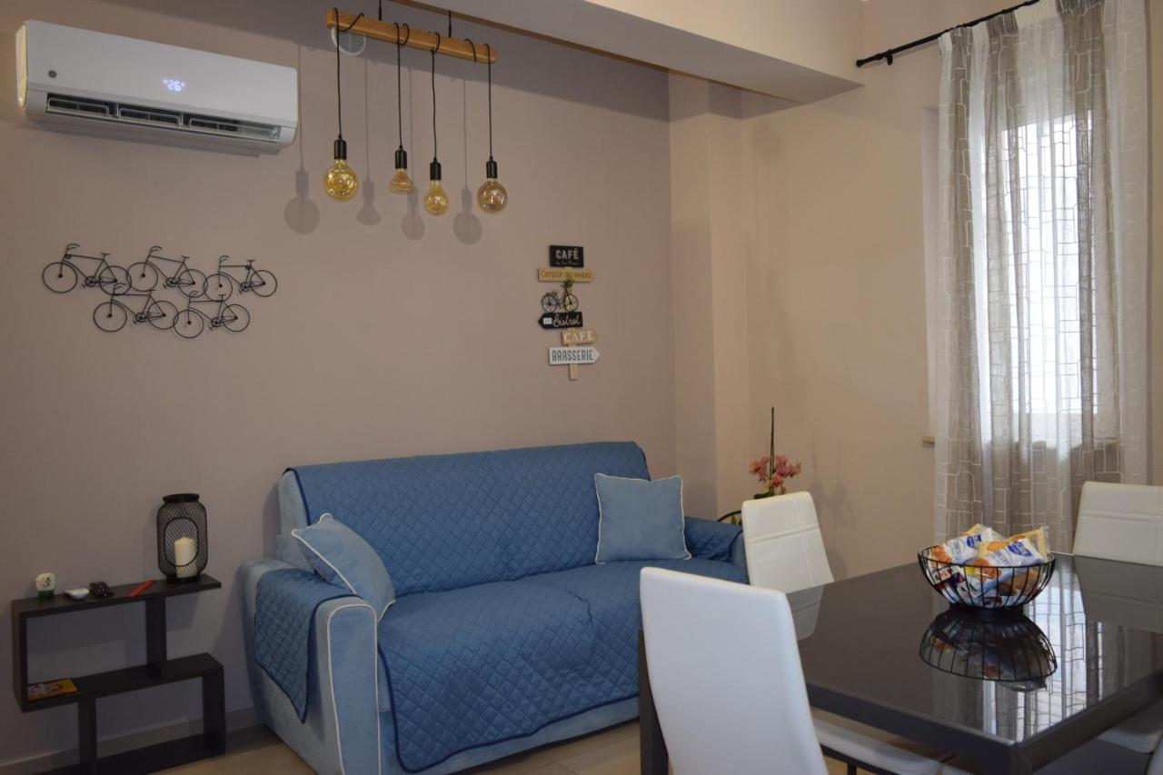 Casa Vacanze Lombardo Санта-Тереза-ди-Рива Экстерьер фото