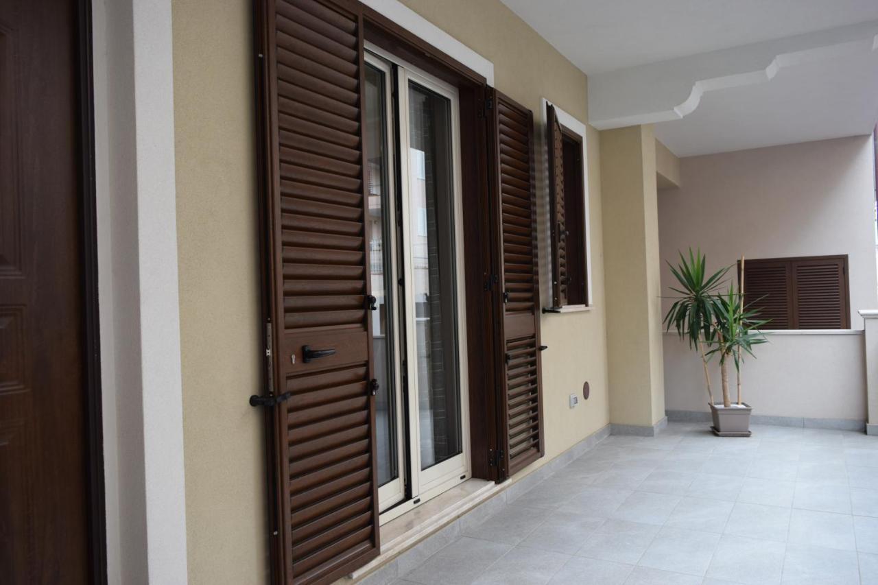 Casa Vacanze Lombardo Санта-Тереза-ди-Рива Экстерьер фото