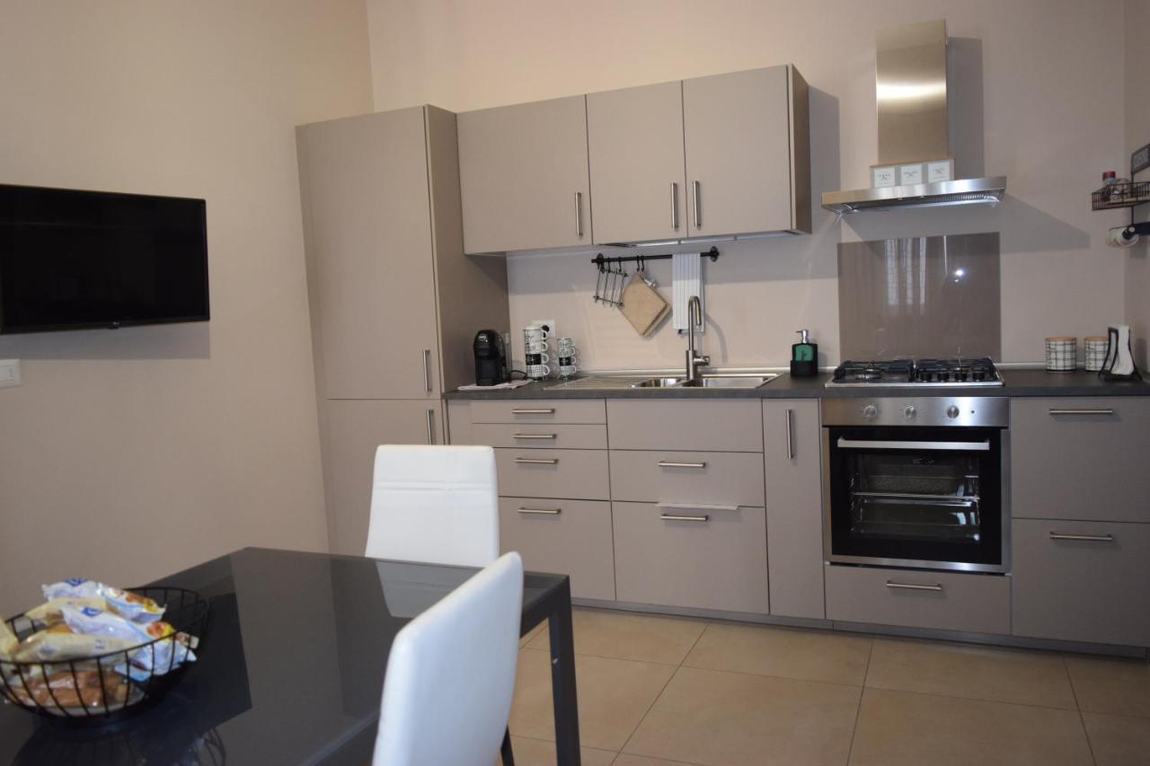 Casa Vacanze Lombardo Санта-Тереза-ди-Рива Экстерьер фото