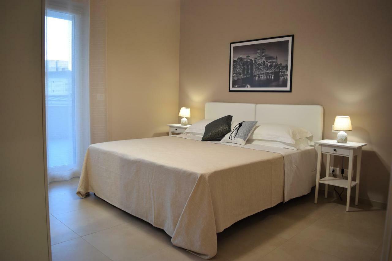 Casa Vacanze Lombardo Санта-Тереза-ди-Рива Экстерьер фото